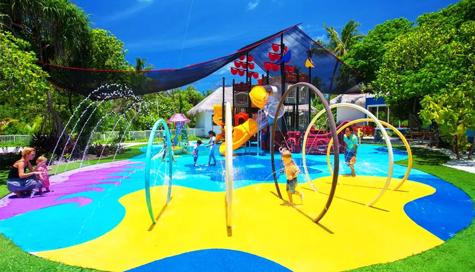 هتل کاندیمای مالدیو